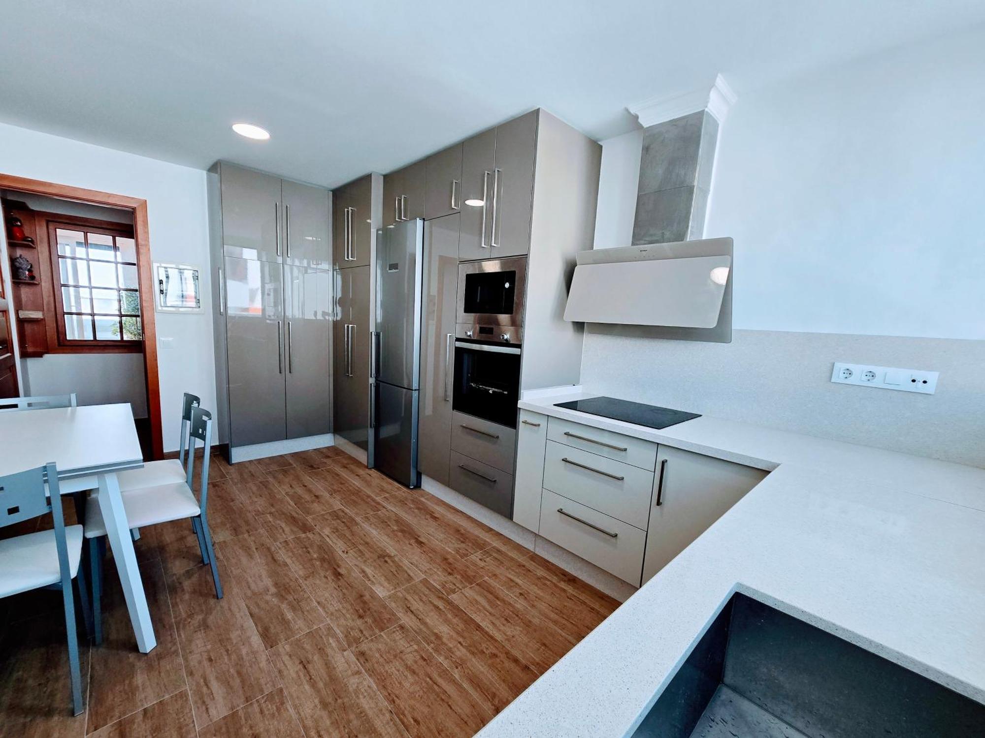 Vv Milenaiver "By Henrypole Home" Los Cancajos Luaran gambar